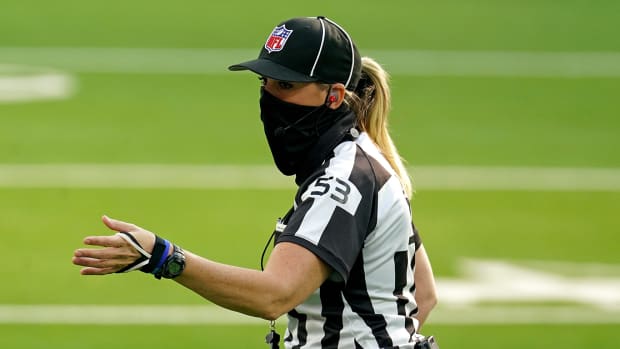 Sarah Thomas will be the first woman to referee a Super Bowl in NFL history on Feb. 7.